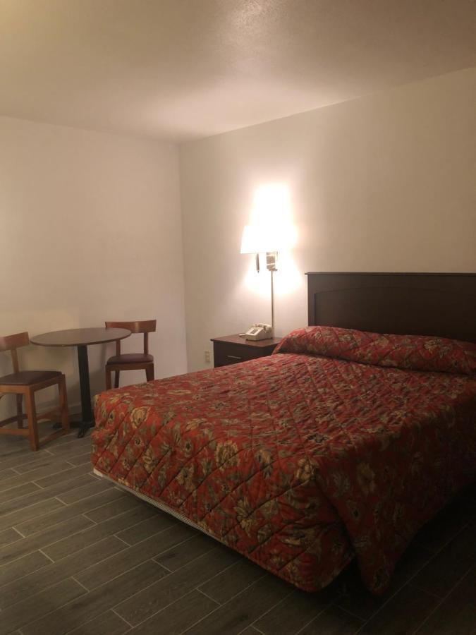 Royal Inn พอร์ตลาวากา ภายนอก รูปภาพ